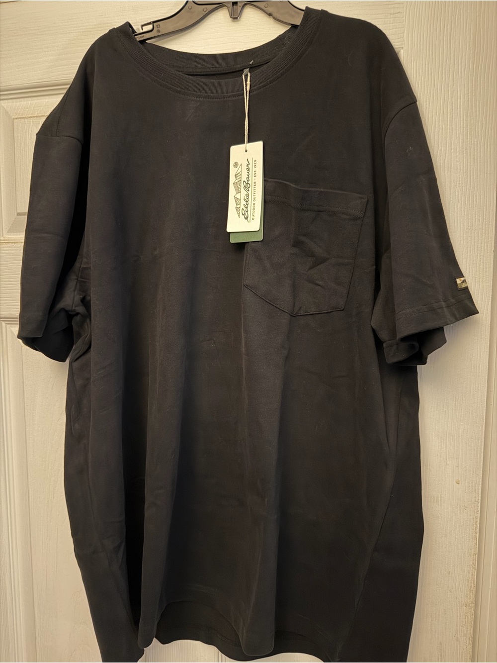 Eddie Bauer Black Short Sleeve Pocket Tee